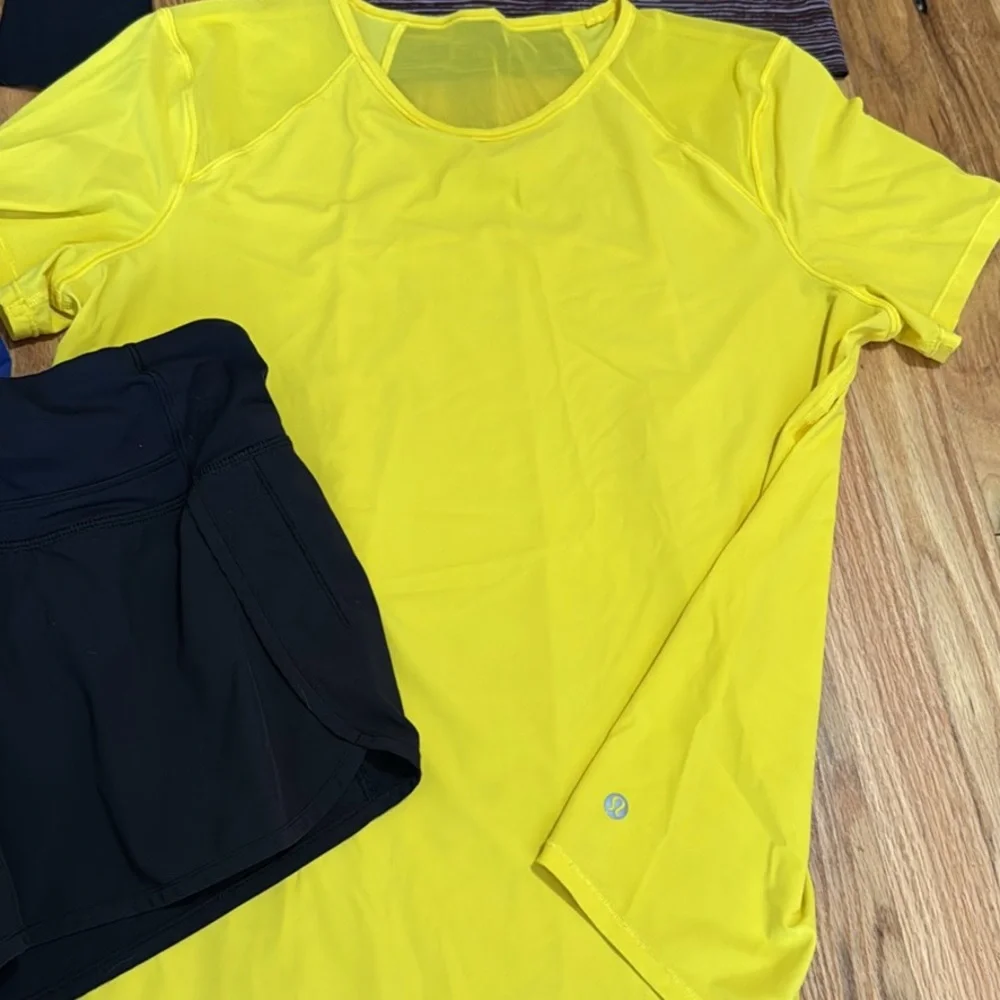 LULULEMON ATHLETA bundle size XS/Small, leggings shorts tanks sports bra shirts - Picture 5 of 11